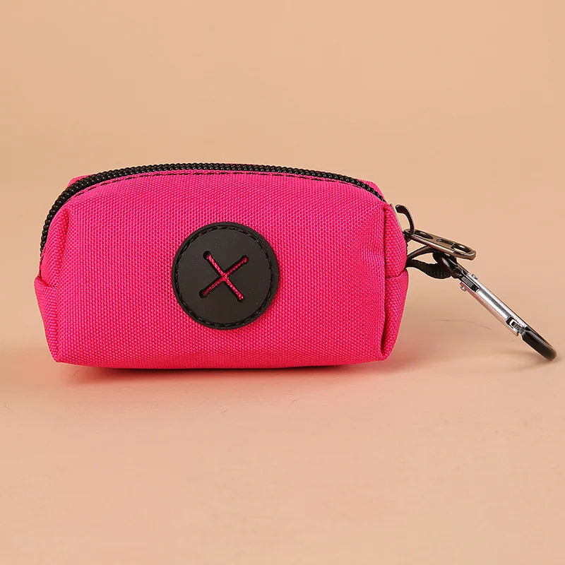 Stylischer Kotbeutelspender für unterwegs