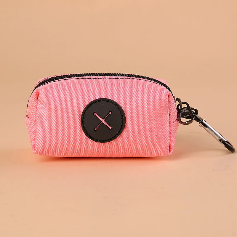 Stylischer Kotbeutelspender für unterwegs